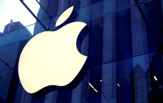 Apple threatens to block Twitter from the App Store.