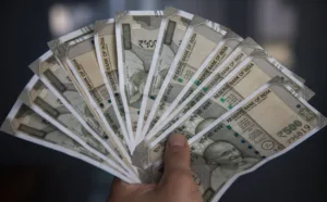 Invest Rs 2,130 monthly in THIS LIC policy and get Rs 48,500,000